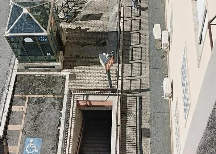 Flag - Metro A - Subaugusta