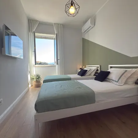 Flag - Metro A - Subaugusta *