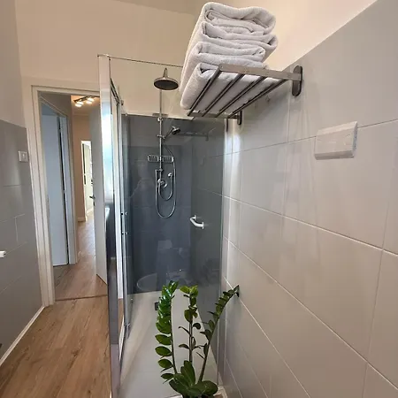 Flag - Metro A - Subaugusta *